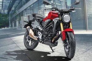 286cc पावरफुल इंजन वाली Honda CB300R स्पोर्ट बाइक केबल ₹25,000 में होगी आपकी