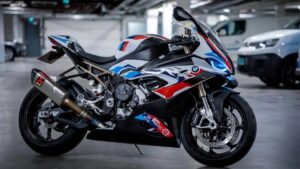BMW S1000 RR के कोई नहीं टक्कर में, 1000cc दमदार इंजन और के साथ दमदार परफॉर्मेंस