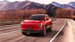 देश की सबसे पॉपुलर इलेक्ट्रिक कार Mahindra XEV 9e, केवल ₹2.30 लाख में होगा आपका