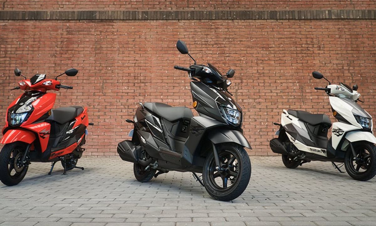 Suzuki Avenis