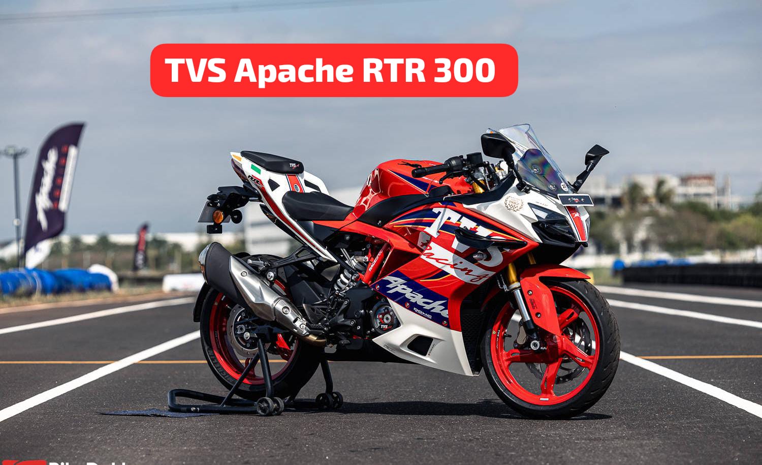 TVS Apache RTX 300